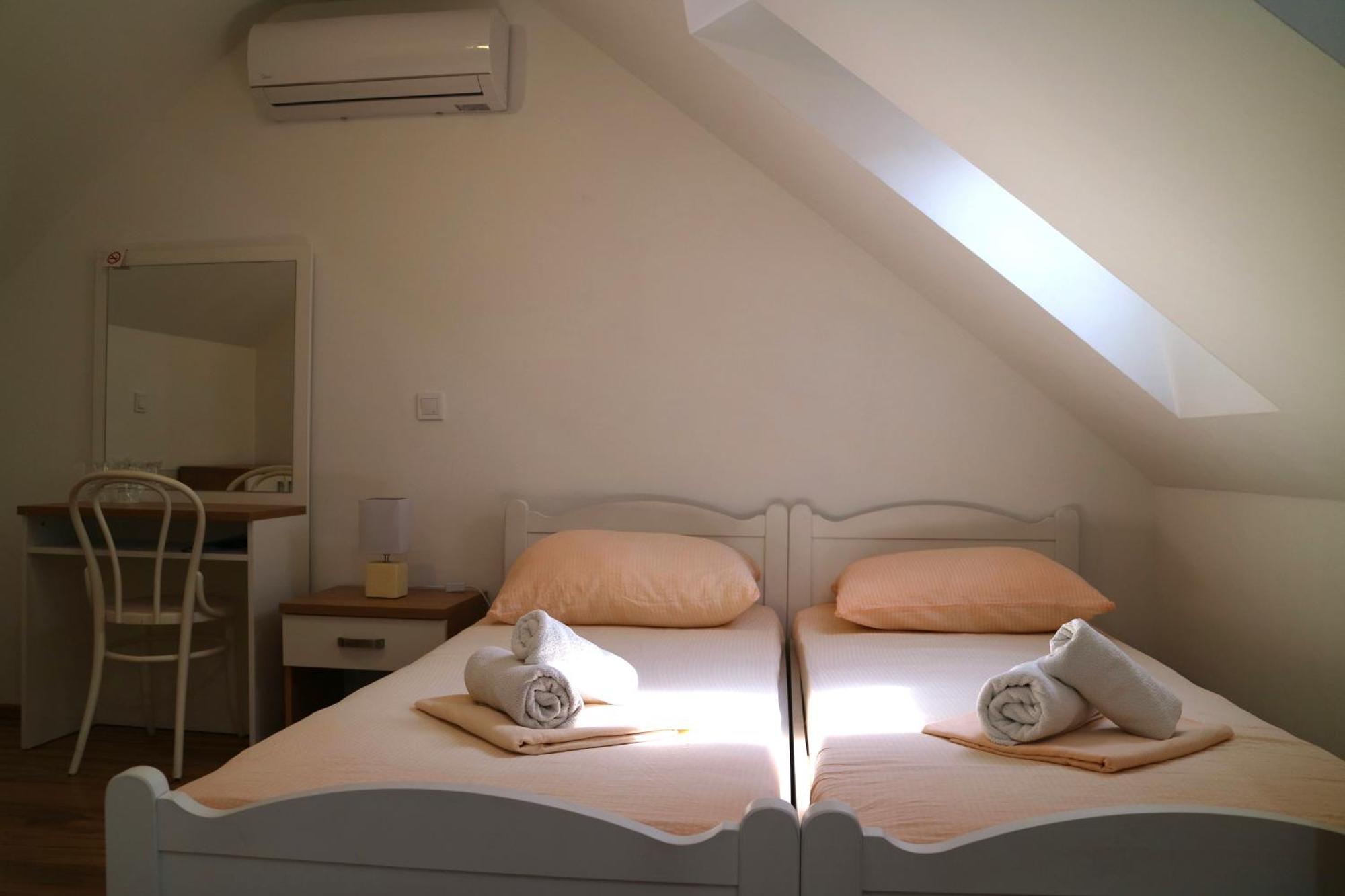 Studio Apartments & Rooms Lela, Sipan Island Šipanska Luka Oda fotoğraf